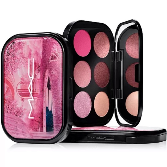 MAC Cosmetics Other - MAC Eyeshadow Palette Connect in Colour